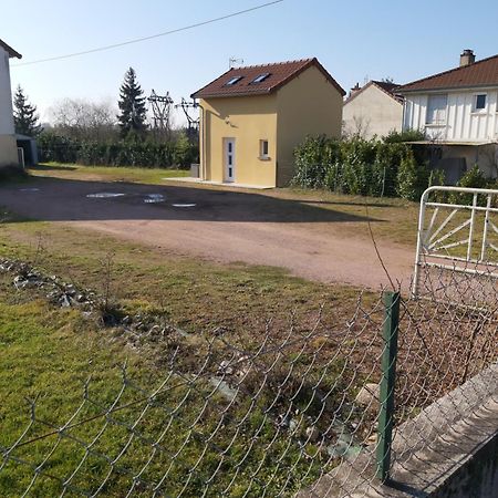 Maisonnette 40 M2 Pour 5 Personnes Paray-le-Monial Luaran gambar